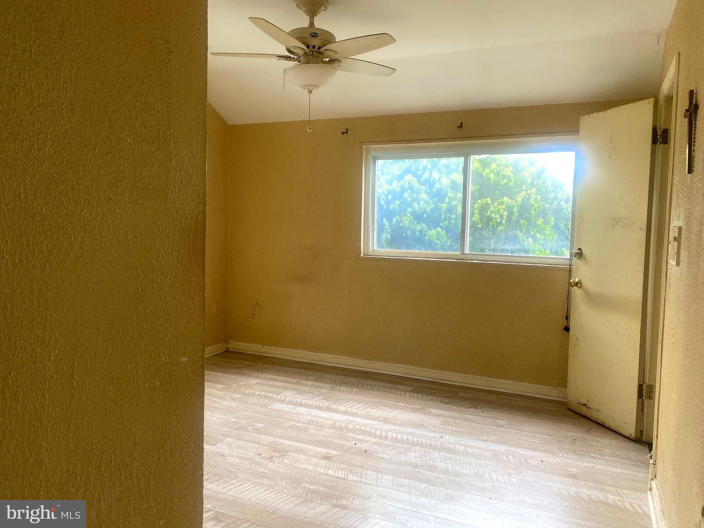 41 UNDERWOOD ST NW, WASHINGTON, District Of Columbia 20012, 2 Bedrooms Bedrooms, ,2 BathroomsBathrooms,Residential,For sale,41 UNDERWOOD ST NW,DCDC2201980 MLS # DCDC2201980