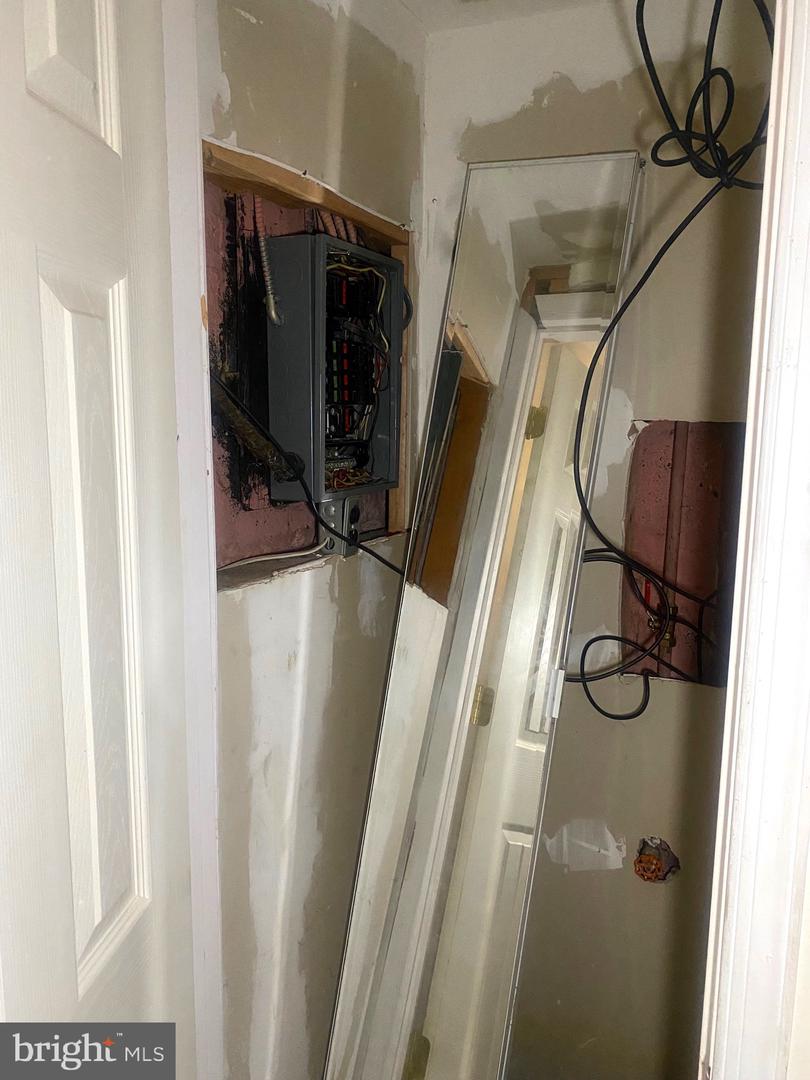 41 UNDERWOOD ST NW, WASHINGTON, District Of Columbia 20012, 2 Bedrooms Bedrooms, ,2 BathroomsBathrooms,Residential,For sale,41 UNDERWOOD ST NW,DCDC2201980 MLS # DCDC2201980