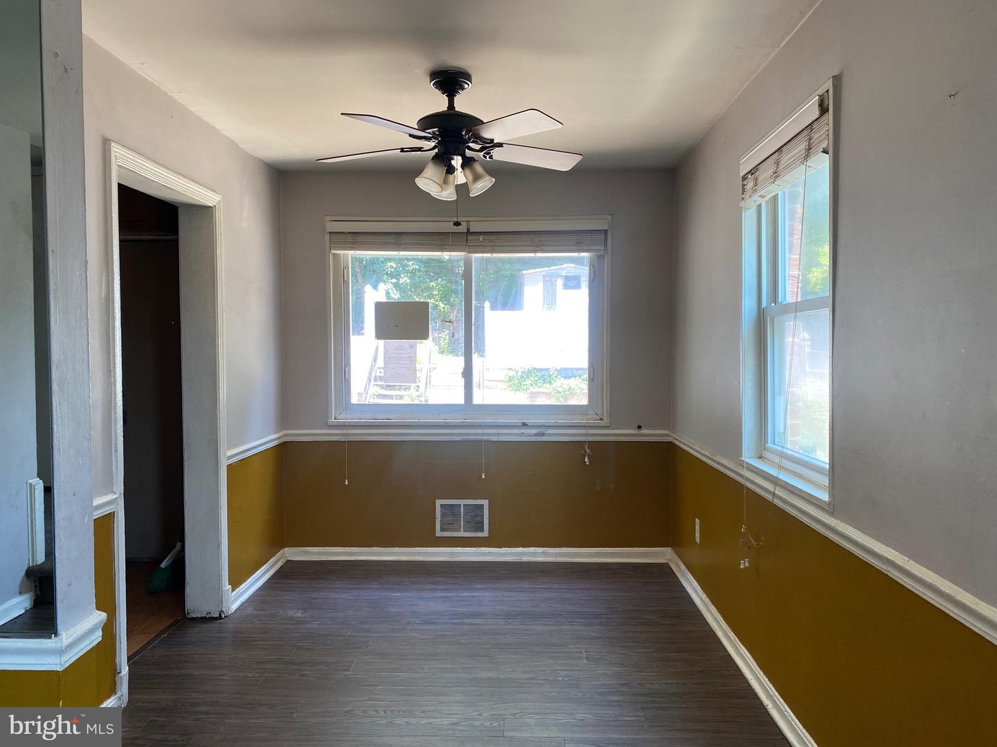 41 UNDERWOOD ST NW, WASHINGTON, District Of Columbia 20012, 2 Bedrooms Bedrooms, ,2 BathroomsBathrooms,Residential,For sale,41 UNDERWOOD ST NW,DCDC2201980 MLS # DCDC2201980