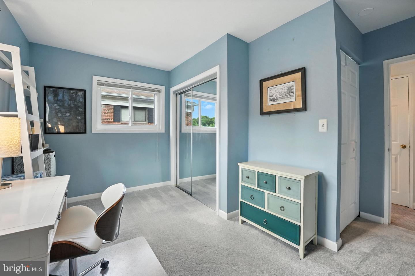 206 SKYHILL RD #6, ALEXANDRIA, Virginia 22314, 2 Bedrooms Bedrooms, ,1 BathroomBathrooms,Residential,For sale,206 SKYHILL RD #6,VAAX2046224 MLS # VAAX2046224