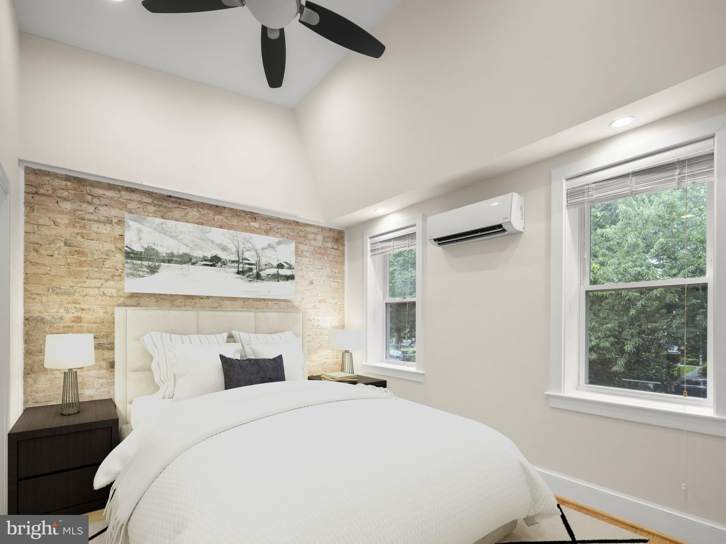 1623 POTOMAC AVE SE, WASHINGTON, District Of Columbia 20003, 2 Bedrooms Bedrooms, ,2 BathroomsBathrooms,Residential,For sale,1623 POTOMAC AVE SE,DCDC2205046 MLS # DCDC2205046