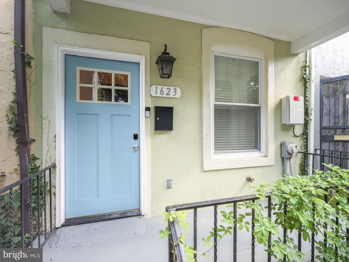 1623 POTOMAC AVE SE, WASHINGTON, District Of Columbia 20003, 2 Bedrooms Bedrooms, ,2 BathroomsBathrooms,Residential,For sale,1623 POTOMAC AVE SE,DCDC2205046 MLS # DCDC2205046
