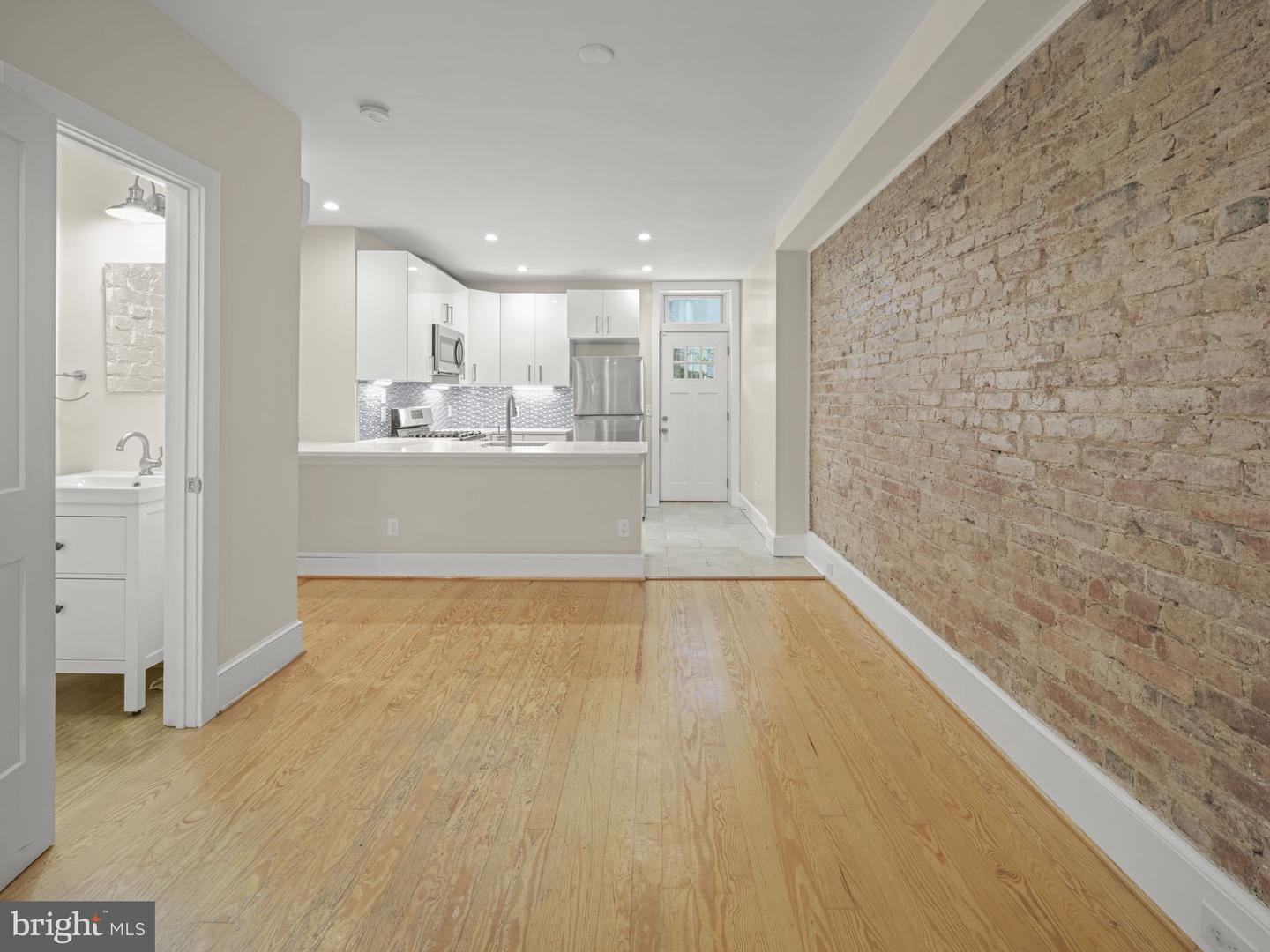 1623 POTOMAC AVE SE, WASHINGTON, District Of Columbia 20003, 2 Bedrooms Bedrooms, ,2 BathroomsBathrooms,Residential,For sale,1623 POTOMAC AVE SE,DCDC2205046 MLS # DCDC2205046