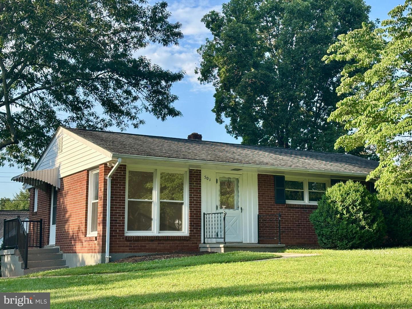 501 LESCO BLVD, CULPEPER, Virginia 22701, 3 Bedrooms Bedrooms, ,1 BathroomBathrooms,Residential,For sale,501 LESCO BLVD,VACU2010774 MLS # VACU2010774