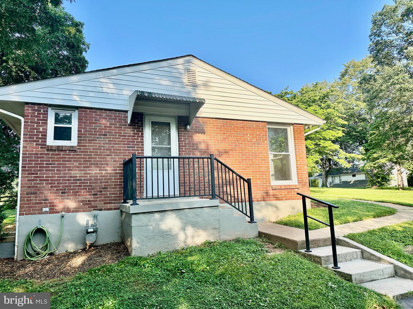 501 LESCO BLVD, CULPEPER, Virginia 22701, 3 Bedrooms Bedrooms, ,1 BathroomBathrooms,Residential,For sale,501 LESCO BLVD,VACU2010774 MLS # VACU2010774