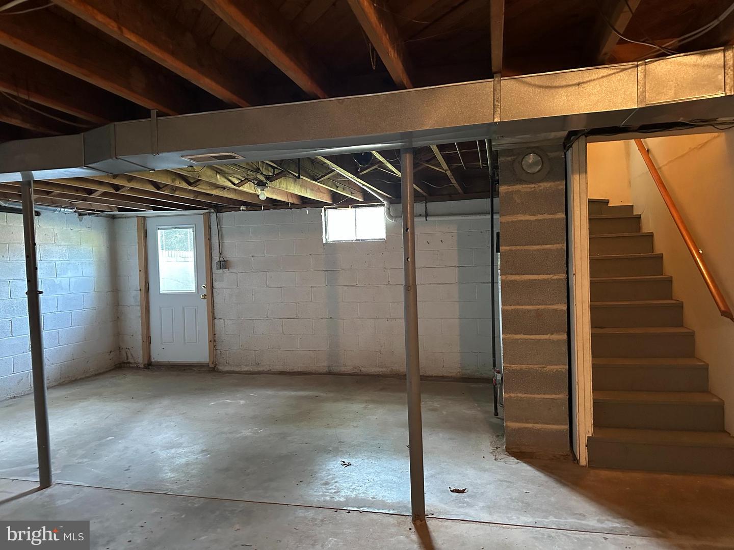 501 LESCO BLVD, CULPEPER, Virginia 22701, 3 Bedrooms Bedrooms, ,1 BathroomBathrooms,Residential,For sale,501 LESCO BLVD,VACU2010774 MLS # VACU2010774