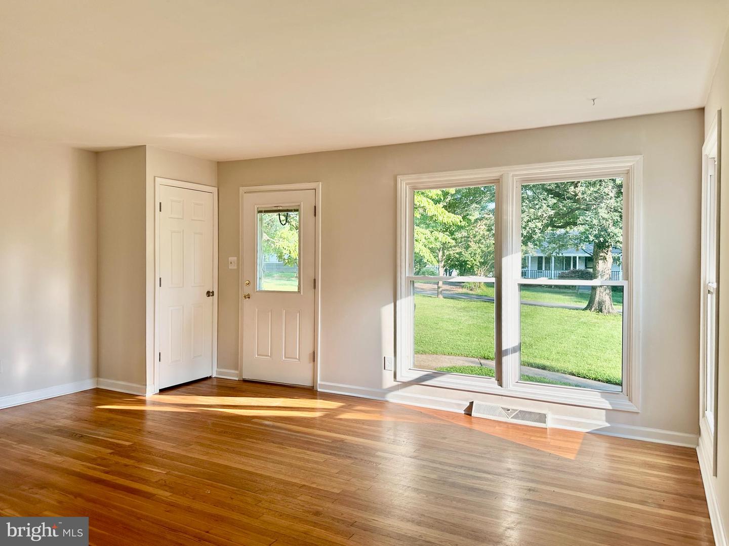501 LESCO BLVD, CULPEPER, Virginia 22701, 3 Bedrooms Bedrooms, ,1 BathroomBathrooms,Residential,For sale,501 LESCO BLVD,VACU2010774 MLS # VACU2010774