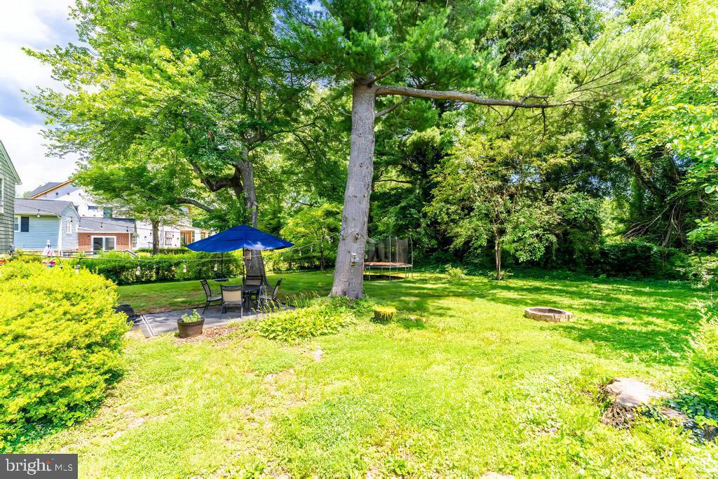 7107 SEA CLIFF RD, MCLEAN, Virginia 22101, 3 Bedrooms Bedrooms, ,3 BathroomsBathrooms,Residential,For sale,7107 SEA CLIFF RD,VAFX2249374 MLS # VAFX2249374