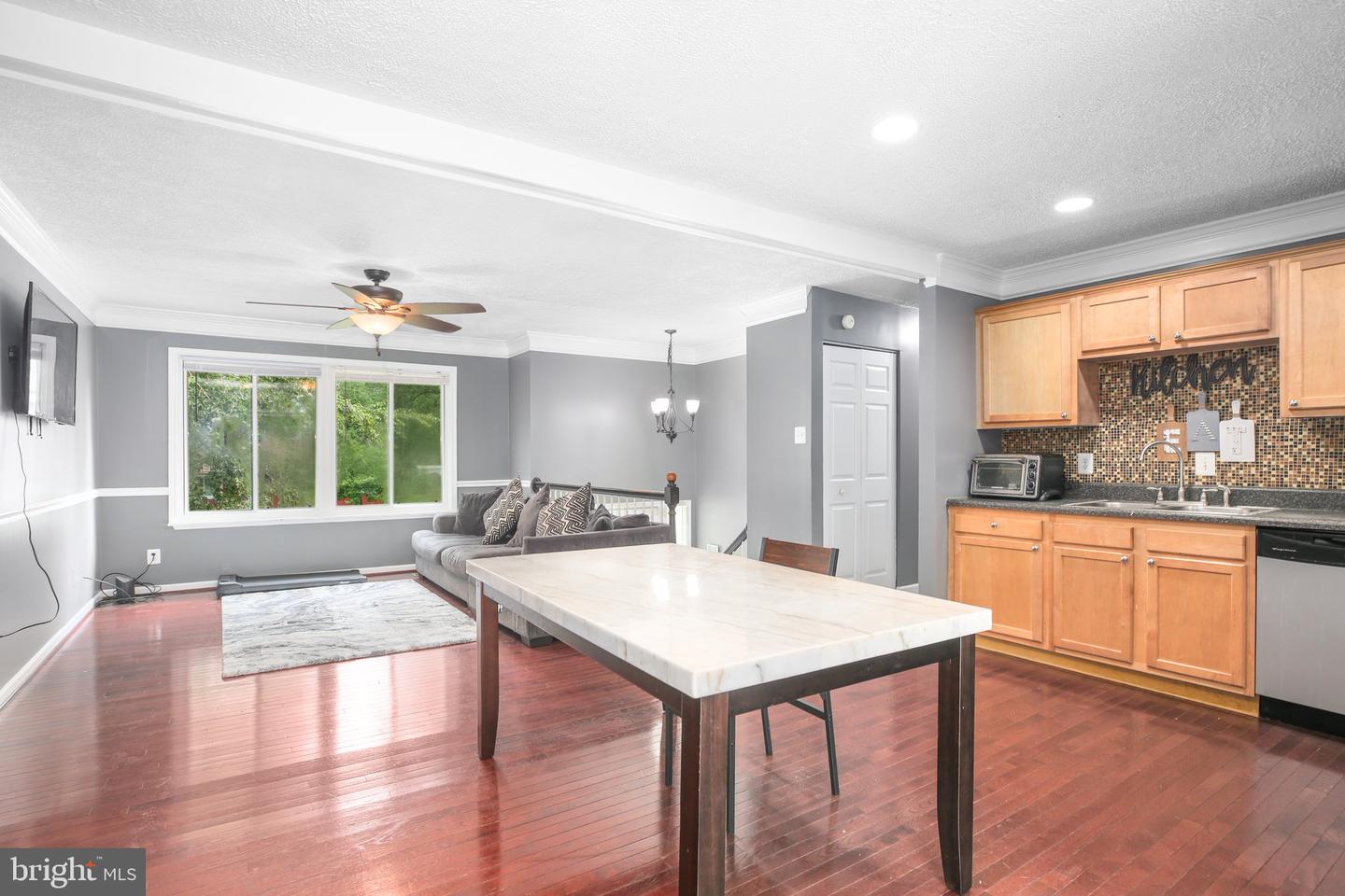11002 MEADOWLARK LN, SPOTSYLVANIA, Virginia 22553, 5 Bedrooms Bedrooms, 12 Rooms Rooms,2 BathroomsBathrooms,Residential,For sale,11002 MEADOWLARK LN,VASP2034180 MLS # VASP2034180