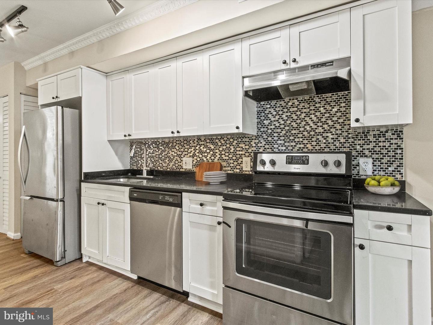 1260 16TH ST NE, WASHINGTON, District Of Columbia 20002, 3 Bedrooms Bedrooms, ,1 BathroomBathrooms,Residential,For sale,1260 16TH ST NE,DCDC2208230 MLS # DCDC2208230