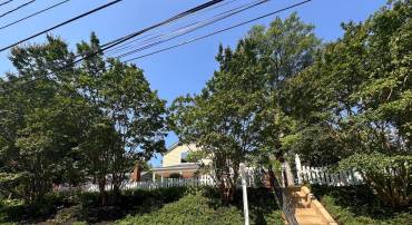 1518 N EDISON ST, ARLINGTON, Virginia 22205, 4 Bedrooms Bedrooms, 10 Rooms Rooms,2 BathroomsBathrooms,Residential,For sale,1518 N EDISON ST,VAAR2060024 MLS # VAAR2060024
