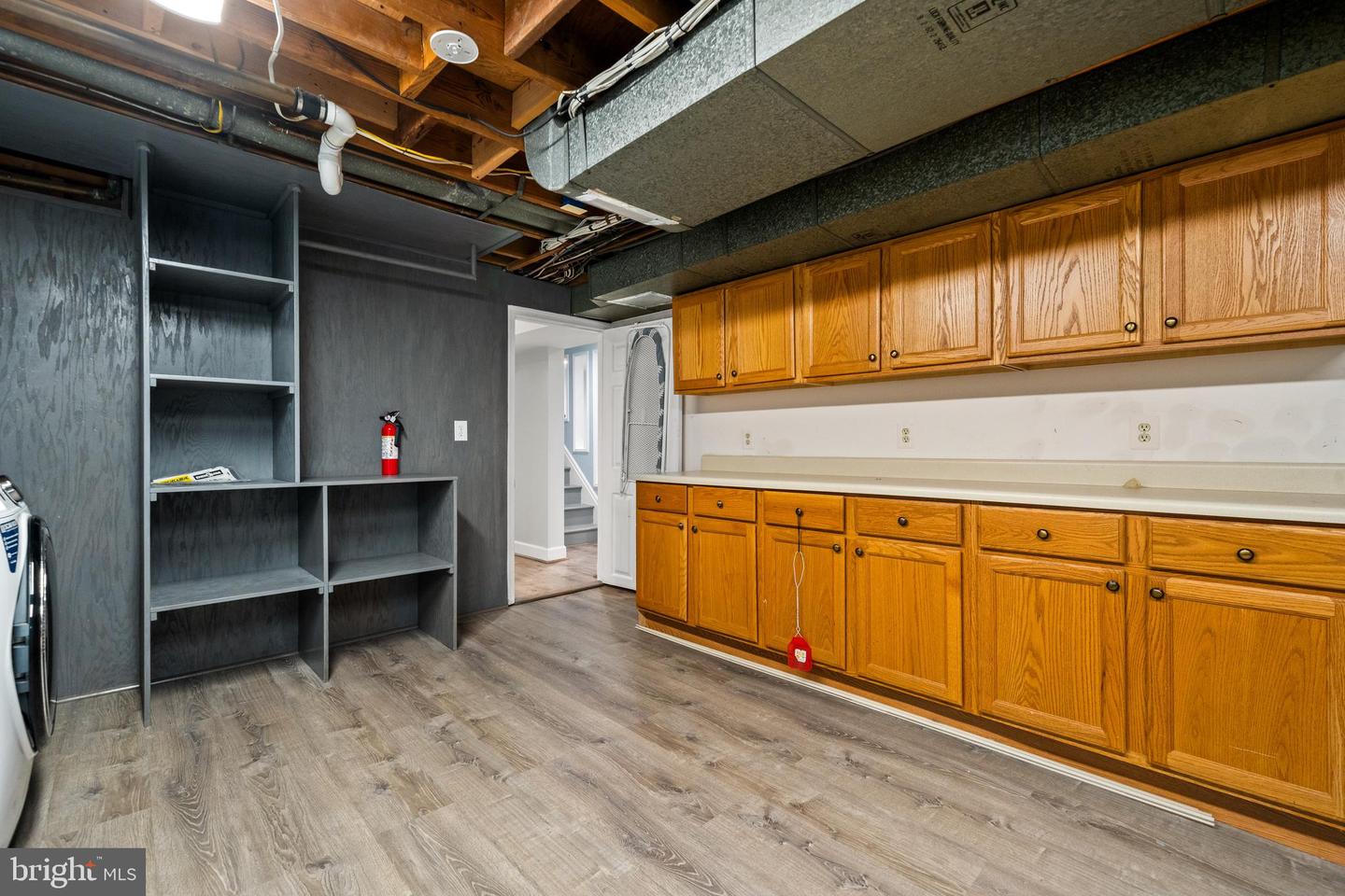8721 WATERFORD RD, ALEXANDRIA, Virginia 22308, 5 Bedrooms Bedrooms, ,3 BathroomsBathrooms,Residential,For sale,8721 WATERFORD RD,VAFX2253172 MLS # VAFX2253172