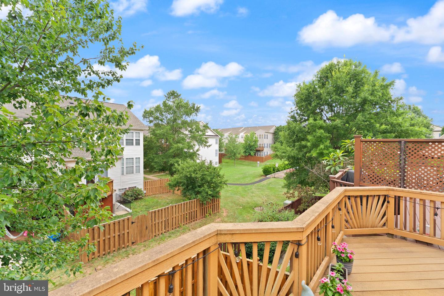 21124 ANGELA SQ, STERLING, Virginia 20166, 3 Bedrooms Bedrooms, ,3 BathroomsBathrooms,Residential,For sale,21124 ANGELA SQ,VALO2101274 MLS # VALO2101274