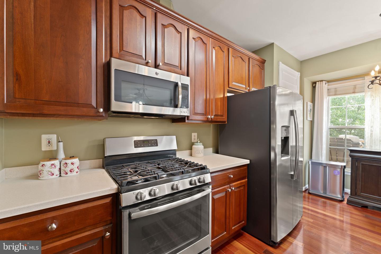 21124 ANGELA SQ, STERLING, Virginia 20166, 3 Bedrooms Bedrooms, ,3 BathroomsBathrooms,Residential,For sale,21124 ANGELA SQ,VALO2101274 MLS # VALO2101274