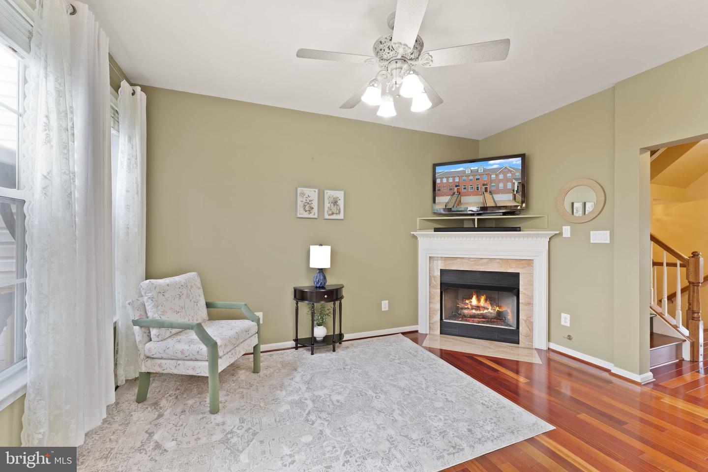 21124 ANGELA SQ, STERLING, Virginia 20166, 3 Bedrooms Bedrooms, ,3 BathroomsBathrooms,Residential,For sale,21124 ANGELA SQ,VALO2101274 MLS # VALO2101274