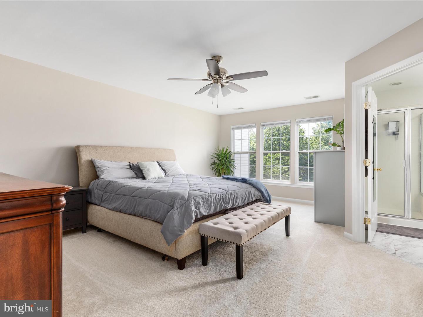 7100 WHEELING WAY, GAINESVILLE, Virginia 20155, 3 Bedrooms Bedrooms, ,2 BathroomsBathrooms,Residential,For sale,7100 WHEELING WAY,VAPW2098730 MLS # VAPW2098730