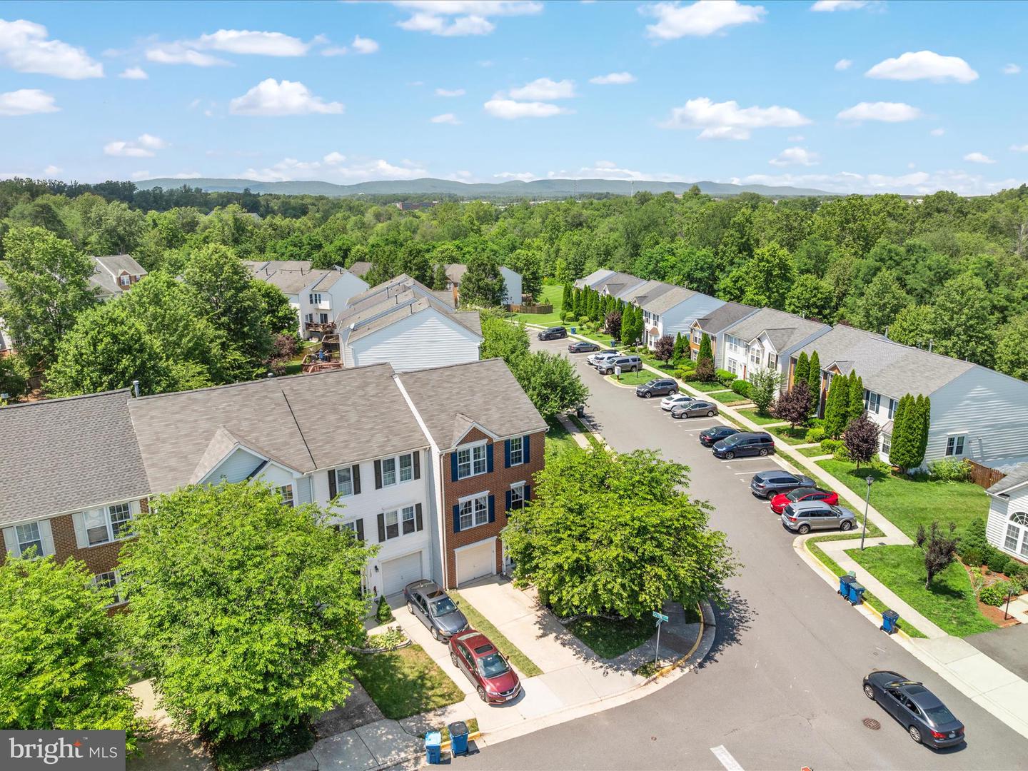 7100 WHEELING WAY, GAINESVILLE, Virginia 20155, 3 Bedrooms Bedrooms, ,2 BathroomsBathrooms,Residential,For sale,7100 WHEELING WAY,VAPW2098730 MLS # VAPW2098730