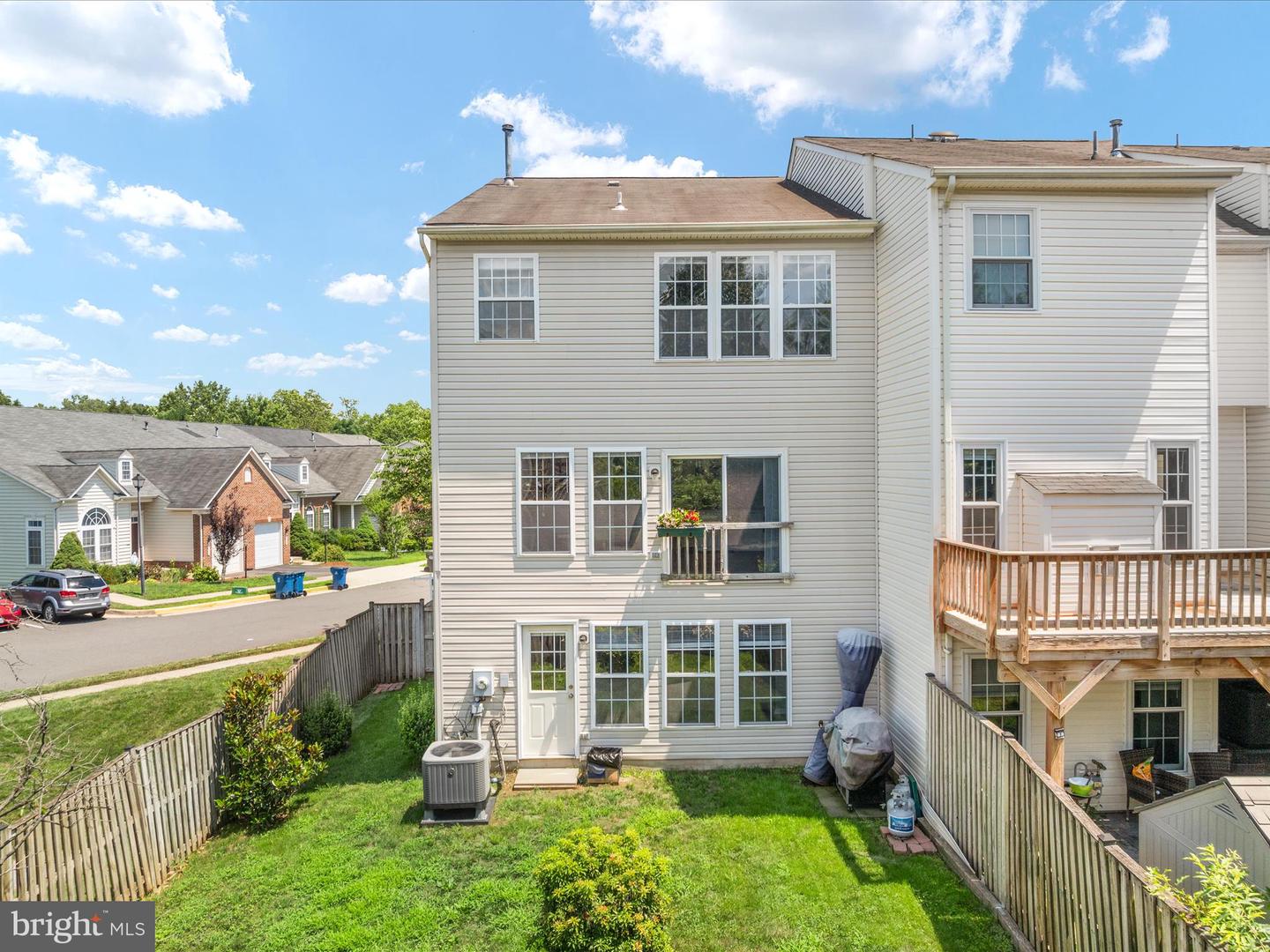 7100 WHEELING WAY, GAINESVILLE, Virginia 20155, 3 Bedrooms Bedrooms, ,2 BathroomsBathrooms,Residential,For sale,7100 WHEELING WAY,VAPW2098730 MLS # VAPW2098730