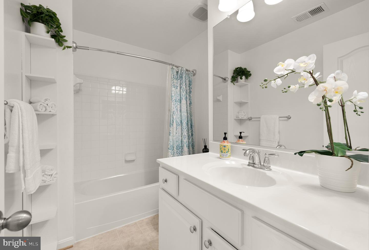 4963 6TH ST NE, WASHINGTON, District Of Columbia 20017, 4 Bedrooms Bedrooms, ,3 BathroomsBathrooms,Residential,For sale,4963 6TH ST NE,DCDC2209418 MLS # DCDC2209418