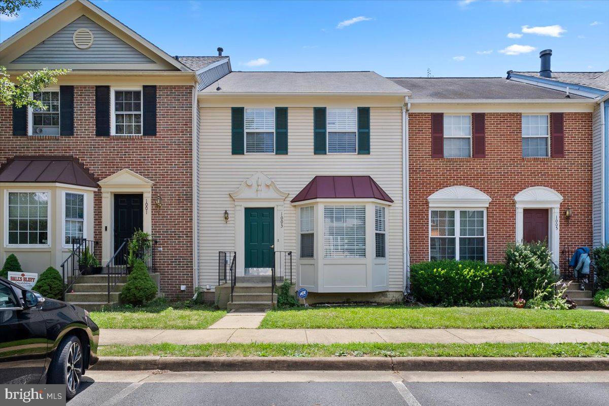 1003 SMARTTS LN NE, LEESBURG, Virginia 20176, 3 Bedrooms Bedrooms, ,2 BathroomsBathrooms,Residential,For sale,1003 SMARTTS LN NE,VALO2101532 MLS # VALO2101532
