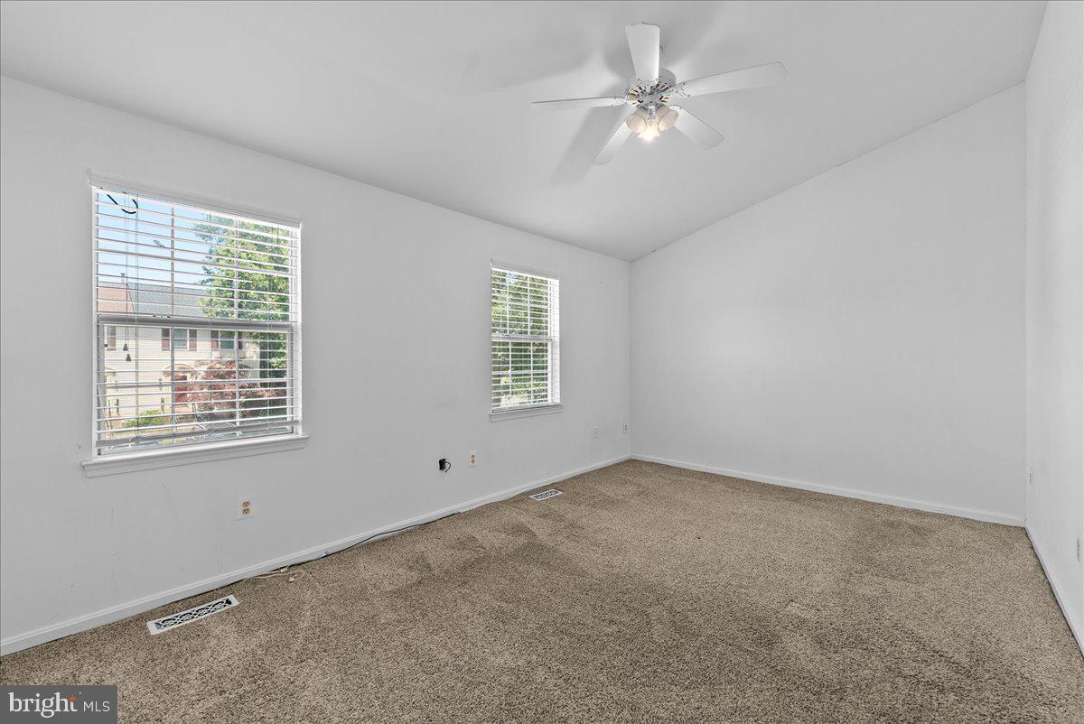1003 SMARTTS LN NE, LEESBURG, Virginia 20176, 3 Bedrooms Bedrooms, ,2 BathroomsBathrooms,Residential,For sale,1003 SMARTTS LN NE,VALO2101532 MLS # VALO2101532