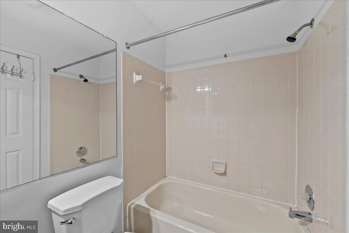 1003 SMARTTS LN NE, LEESBURG, Virginia 20176, 3 Bedrooms Bedrooms, ,2 BathroomsBathrooms,Residential,For sale,1003 SMARTTS LN NE,VALO2101532 MLS # VALO2101532