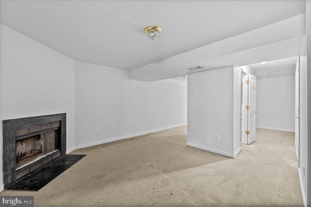1003 SMARTTS LN NE, LEESBURG, Virginia 20176, 3 Bedrooms Bedrooms, ,2 BathroomsBathrooms,Residential,For sale,1003 SMARTTS LN NE,VALO2101532 MLS # VALO2101532