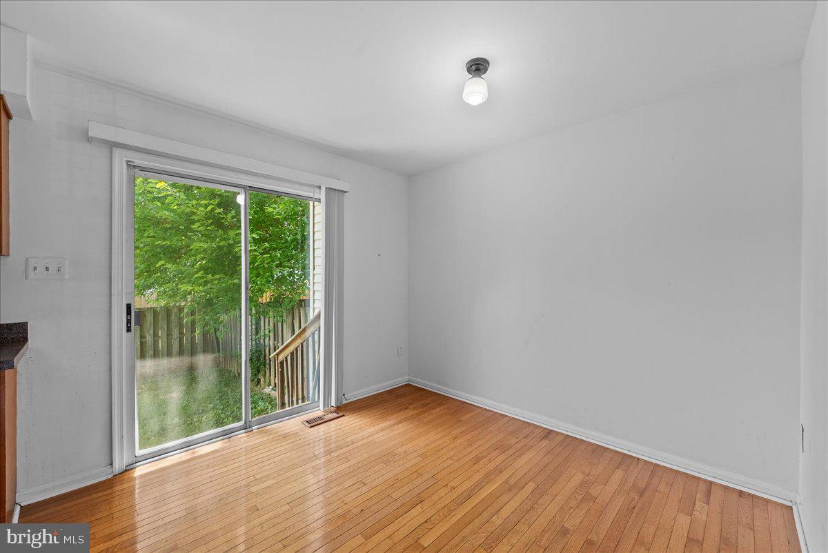 1003 SMARTTS LN NE, LEESBURG, Virginia 20176, 3 Bedrooms Bedrooms, ,2 BathroomsBathrooms,Residential,For sale,1003 SMARTTS LN NE,VALO2101532 MLS # VALO2101532