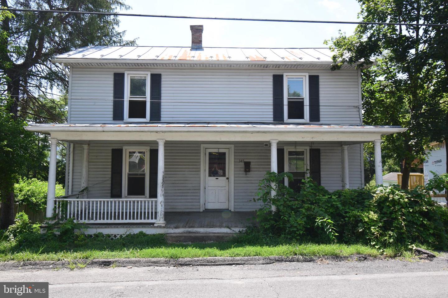 345 SHAFFER ST, WOODSTOCK, Virginia 22664, 2 Bedrooms Bedrooms, ,2 BathroomsBathrooms,Residential,For sale,345 SHAFFER ST,VASH2011958 MLS # VASH2011958