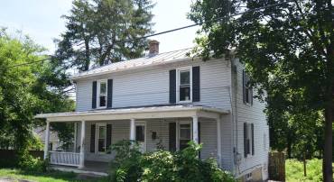 345 SHAFFER ST, WOODSTOCK, Virginia 22664, 2 Bedrooms Bedrooms, ,2 BathroomsBathrooms,Residential,For sale,345 SHAFFER ST,VASH2011958 MLS # VASH2011958