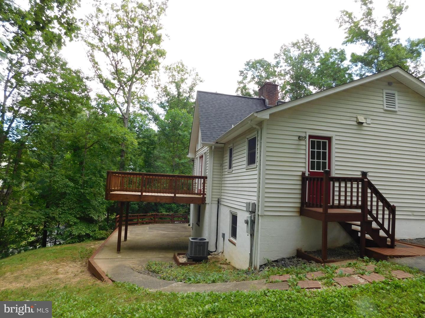 201 BULKHEAD CV, STAFFORD, Virginia 22554, 4 Bedrooms Bedrooms, ,3 BathroomsBathrooms,Residential,For sale,201 BULKHEAD CV,VAST2040652 MLS # VAST2040652