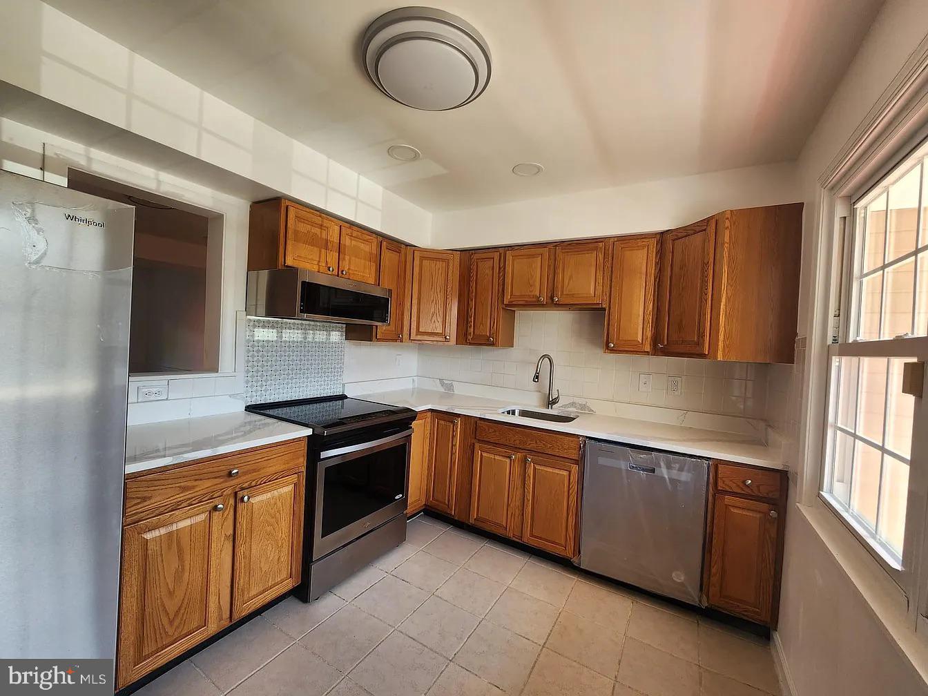 1909 FORT MONROE CT, DUMFRIES, Virginia 22026, 3 Bedrooms Bedrooms, ,1 BathroomBathrooms,Residential,For sale,1909 FORT MONROE CT,VAPW2098922 MLS # VAPW2098922
