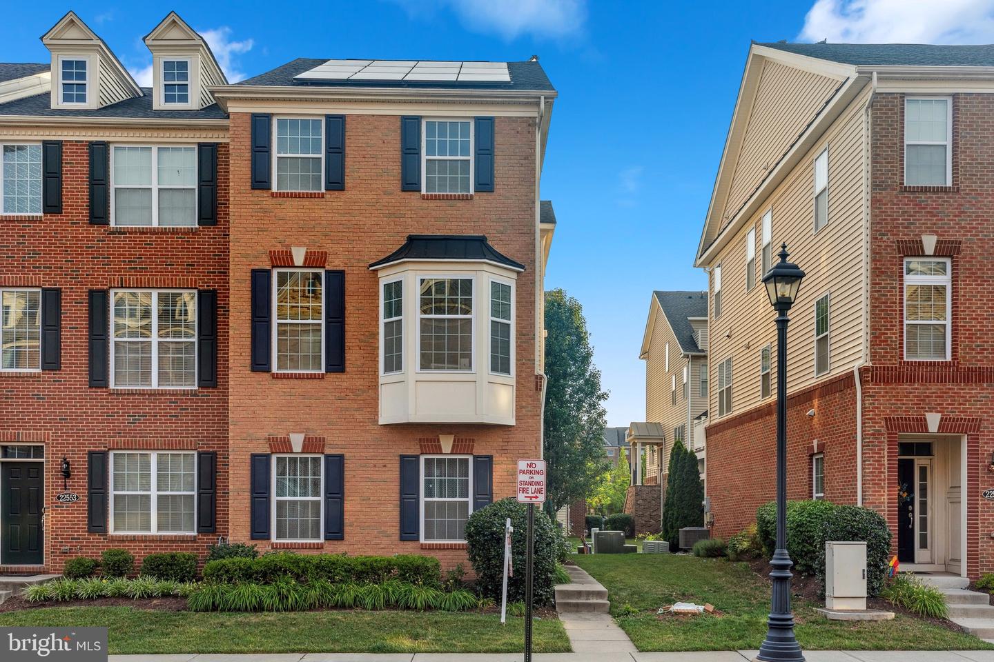 22551 CAMBRIDGEPORT SQ, ASHBURN, Virginia 20148, 4 Bedrooms Bedrooms, ,3 BathroomsBathrooms,Residential,For sale,22551 CAMBRIDGEPORT SQ,VALO2101752 MLS # VALO2101752