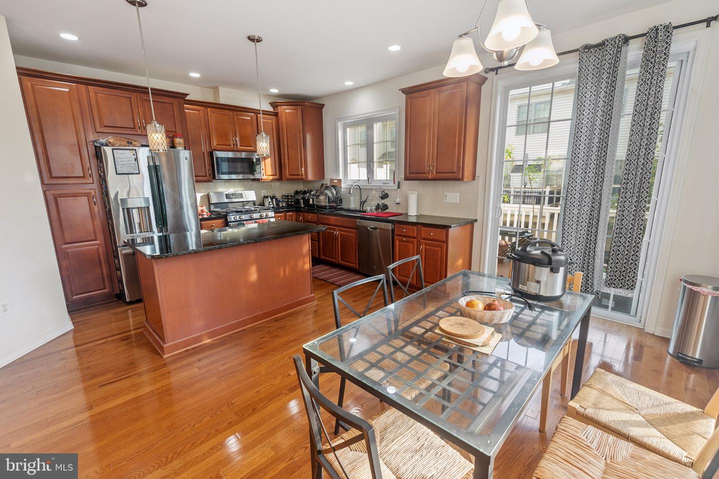 22551 CAMBRIDGEPORT SQ, ASHBURN, Virginia 20148, 4 Bedrooms Bedrooms, ,3 BathroomsBathrooms,Residential,For sale,22551 CAMBRIDGEPORT SQ,VALO2101752 MLS # VALO2101752