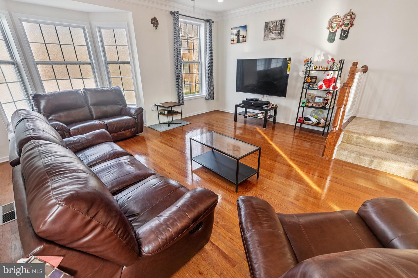 22551 CAMBRIDGEPORT SQ, ASHBURN, Virginia 20148, 4 Bedrooms Bedrooms, ,3 BathroomsBathrooms,Residential,For sale,22551 CAMBRIDGEPORT SQ,VALO2101752 MLS # VALO2101752