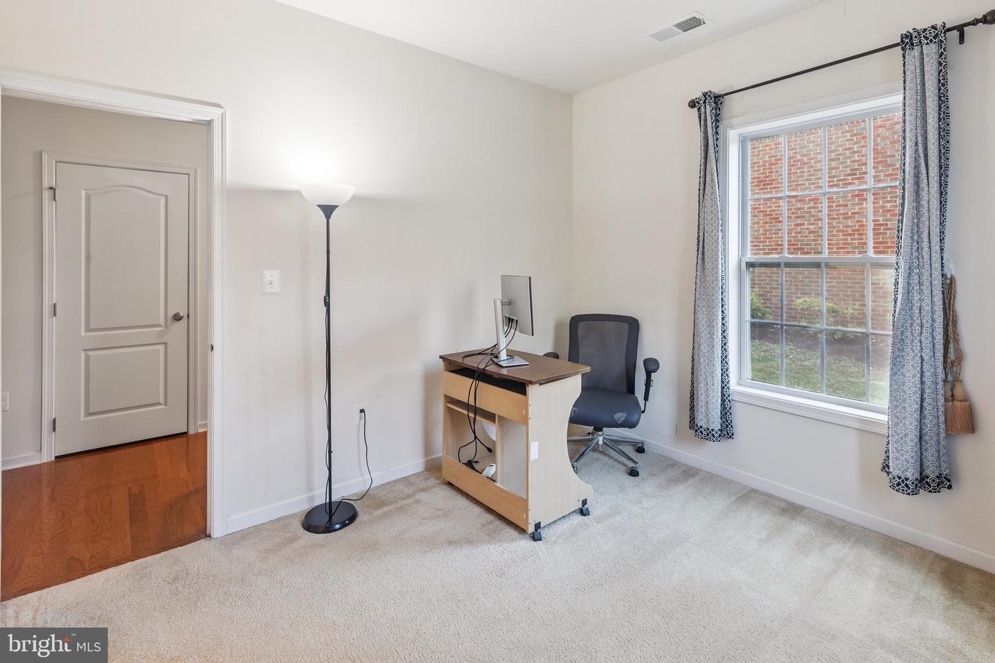 22551 CAMBRIDGEPORT SQ, ASHBURN, Virginia 20148, 4 Bedrooms Bedrooms, ,3 BathroomsBathrooms,Residential,For sale,22551 CAMBRIDGEPORT SQ,VALO2101752 MLS # VALO2101752