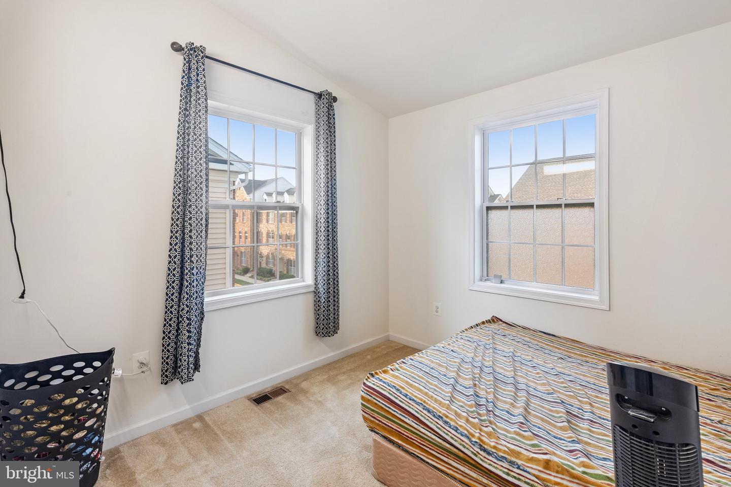 22551 CAMBRIDGEPORT SQ, ASHBURN, Virginia 20148, 4 Bedrooms Bedrooms, ,3 BathroomsBathrooms,Residential,For sale,22551 CAMBRIDGEPORT SQ,VALO2101752 MLS # VALO2101752