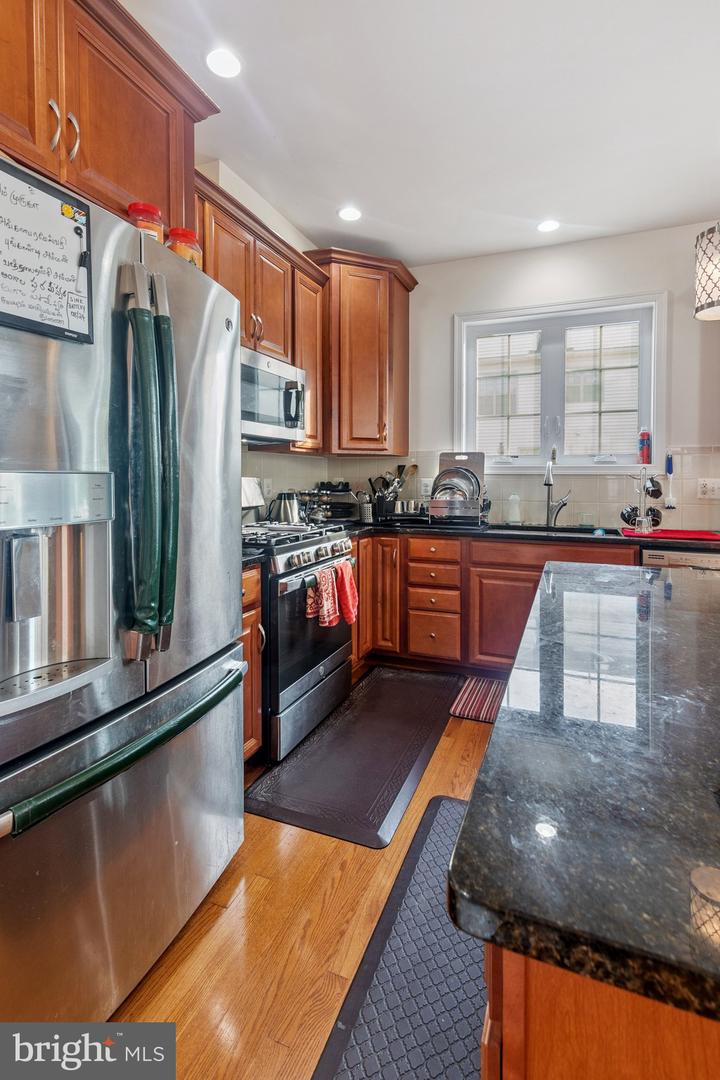 22551 CAMBRIDGEPORT SQ, ASHBURN, Virginia 20148, 4 Bedrooms Bedrooms, ,3 BathroomsBathrooms,Residential,For sale,22551 CAMBRIDGEPORT SQ,VALO2101752 MLS # VALO2101752