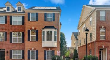 22551 CAMBRIDGEPORT SQ, ASHBURN, Virginia 20148, 4 Bedrooms Bedrooms, ,3 BathroomsBathrooms,Residential,For sale,22551 CAMBRIDGEPORT SQ,VALO2101752 MLS # VALO2101752