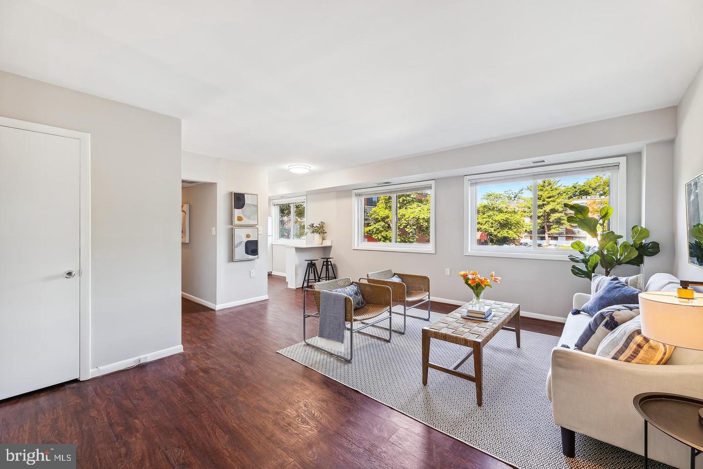3314 S 28TH ST #304, ALEXANDRIA, Virginia 22302, 1 Bedroom Bedrooms, ,1 BathroomBathrooms,Residential,For sale,3314 S 28TH ST #304,VAAX2047350 MLS # VAAX2047350