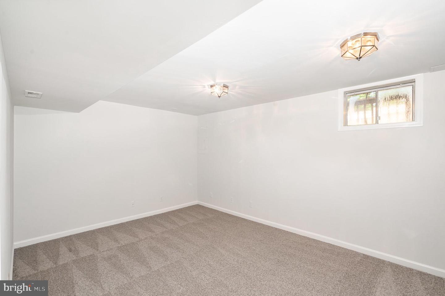 8 TALL OAKS CT, STAFFORD, Virginia 22556, 3 Bedrooms Bedrooms, ,3 BathroomsBathrooms,Residential,For sale,8 TALL OAKS CT,VAST2040678 MLS # VAST2040678