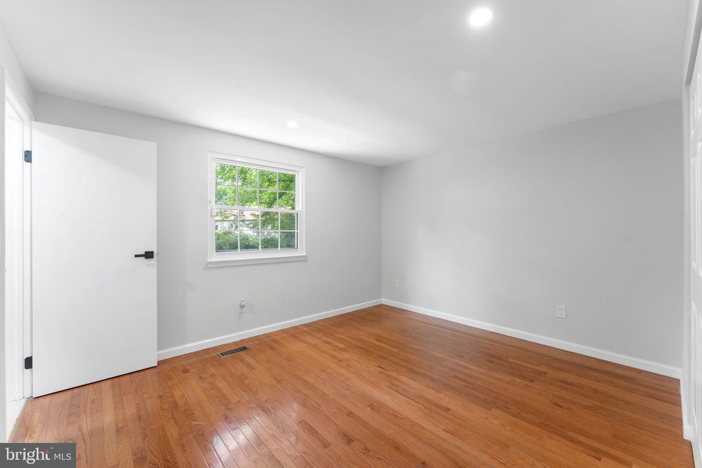 9117 HUNTING PINES PL, FAIRFAX, Virginia 22032, 4 Bedrooms Bedrooms, ,4 BathroomsBathrooms,Residential,For sale,9117 HUNTING PINES PL,VAFX2254800 MLS # VAFX2254800