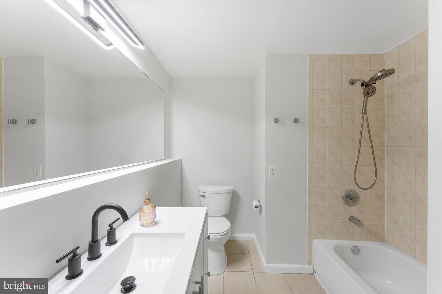 9117 HUNTING PINES PL, FAIRFAX, Virginia 22032, 4 Bedrooms Bedrooms, ,4 BathroomsBathrooms,Residential,For sale,9117 HUNTING PINES PL,VAFX2254800 MLS # VAFX2254800