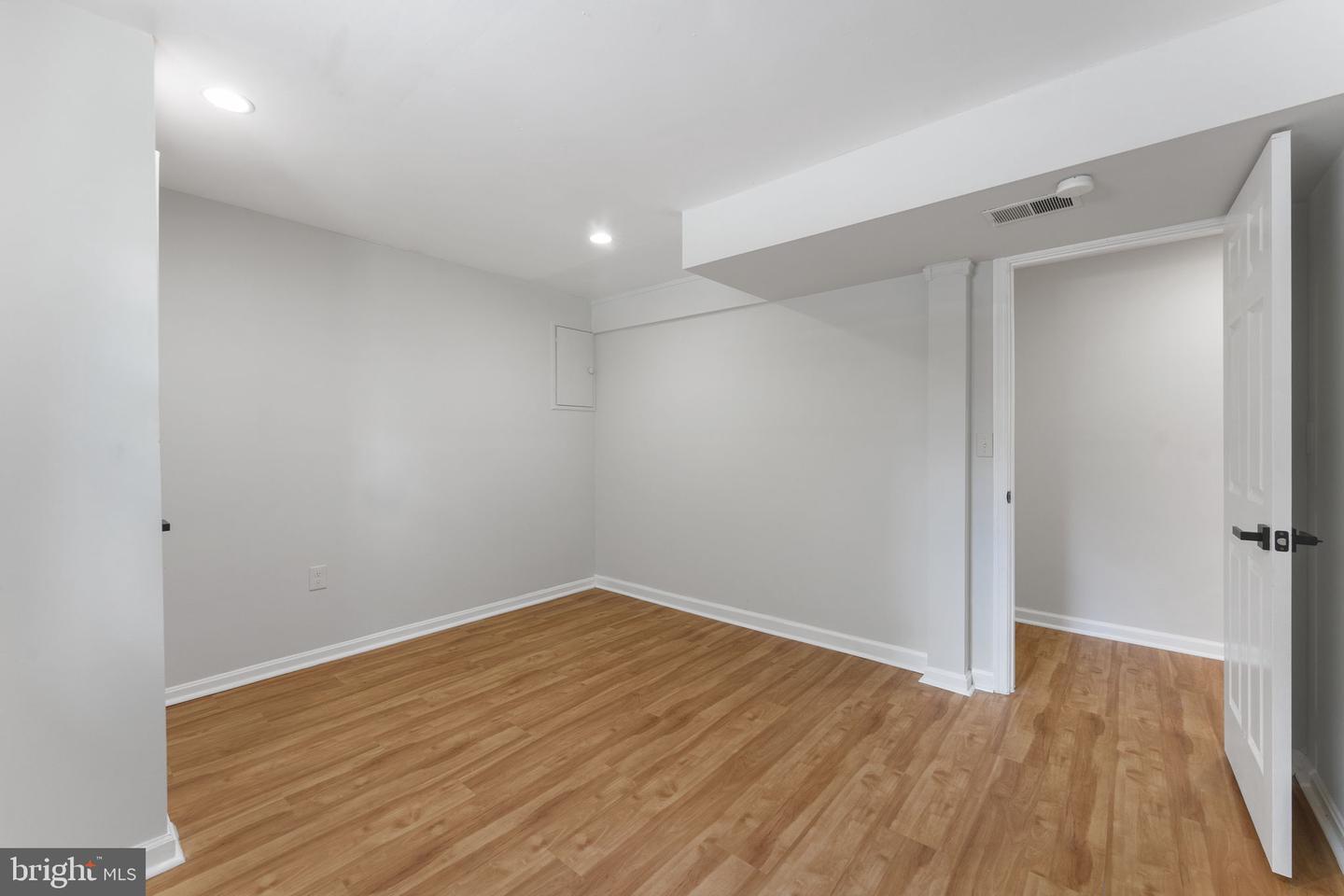 9117 HUNTING PINES PL, FAIRFAX, Virginia 22032, 4 Bedrooms Bedrooms, ,4 BathroomsBathrooms,Residential,For sale,9117 HUNTING PINES PL,VAFX2254800 MLS # VAFX2254800