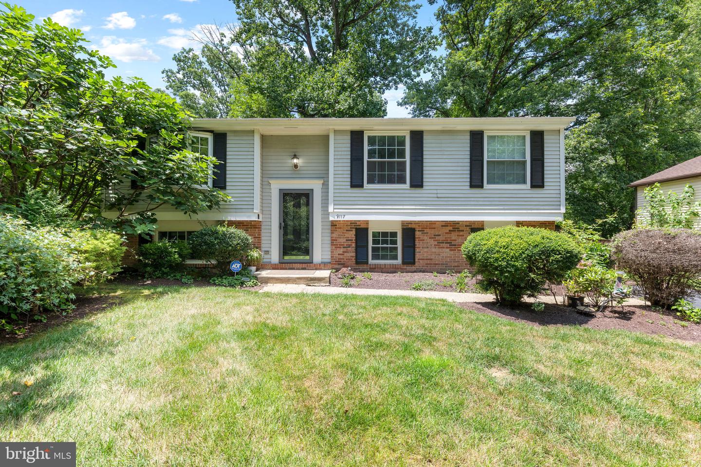 9117 HUNTING PINES PL, FAIRFAX, Virginia 22032, 4 Bedrooms Bedrooms, ,4 BathroomsBathrooms,Residential,For sale,9117 HUNTING PINES PL,VAFX2254800 MLS # VAFX2254800