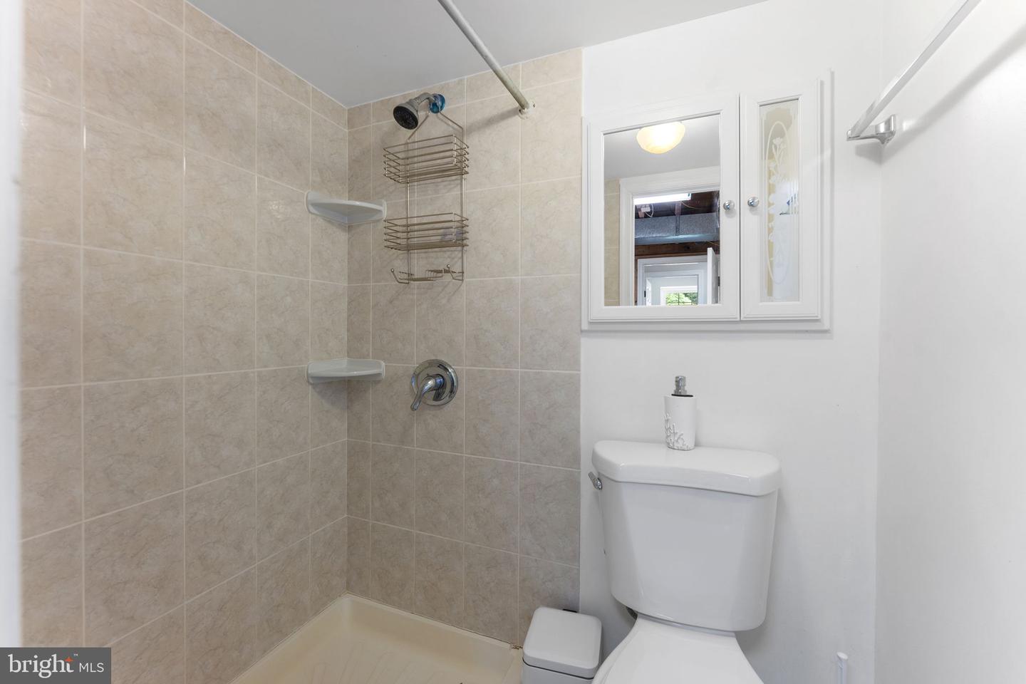 9117 HUNTING PINES PL, FAIRFAX, Virginia 22032, 4 Bedrooms Bedrooms, ,4 BathroomsBathrooms,Residential,For sale,9117 HUNTING PINES PL,VAFX2254800 MLS # VAFX2254800