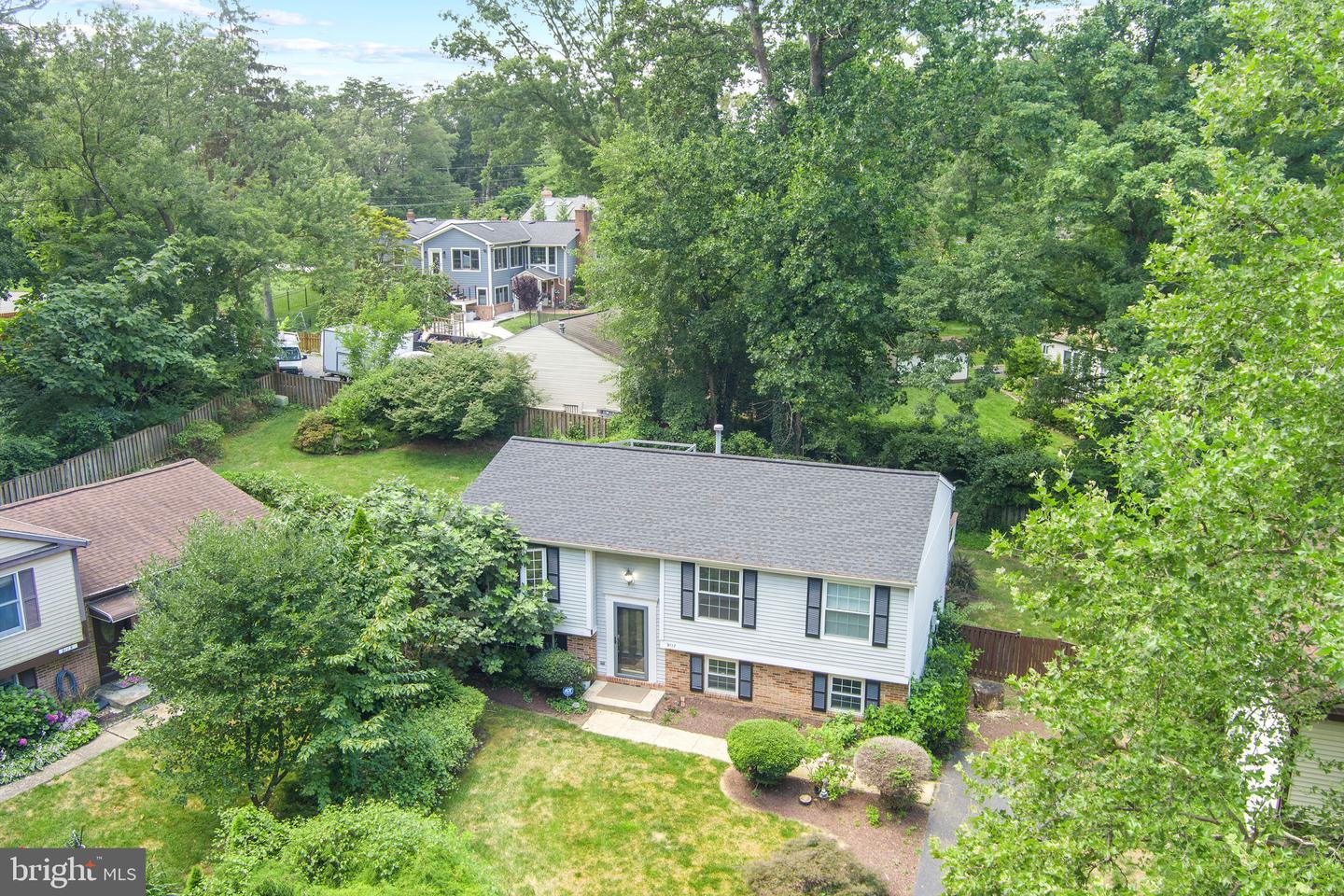 9117 HUNTING PINES PL, FAIRFAX, Virginia 22032, 4 Bedrooms Bedrooms, ,4 BathroomsBathrooms,Residential,For sale,9117 HUNTING PINES PL,VAFX2254800 MLS # VAFX2254800