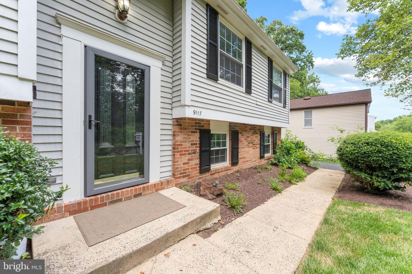 9117 HUNTING PINES PL, FAIRFAX, Virginia 22032, 4 Bedrooms Bedrooms, ,4 BathroomsBathrooms,Residential,For sale,9117 HUNTING PINES PL,VAFX2254800 MLS # VAFX2254800