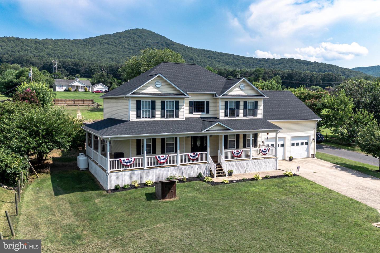 369 ELDON YATES DR, STANLEY, Virginia 22851, 4 Bedrooms Bedrooms, ,4 BathroomsBathrooms,Residential,For sale,369 ELDON YATES DR,VAPA2005116 MLS # VAPA2005116