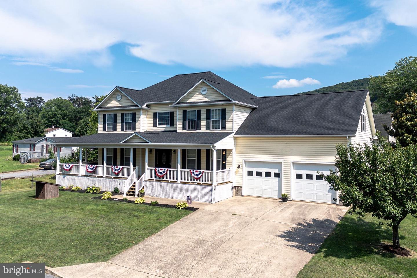 369 ELDON YATES DR, STANLEY, Virginia 22851, 4 Bedrooms Bedrooms, ,4 BathroomsBathrooms,Residential,For sale,369 ELDON YATES DR,VAPA2005116 MLS # VAPA2005116